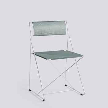 x-line-chair-moss-powder-coated-seat-back_galvanised-base-hay