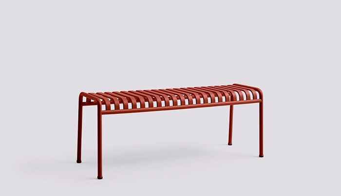 palissade-bench-iron-red-hay