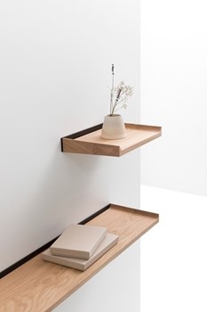 CRUSO-NOTES-SHELVES-2