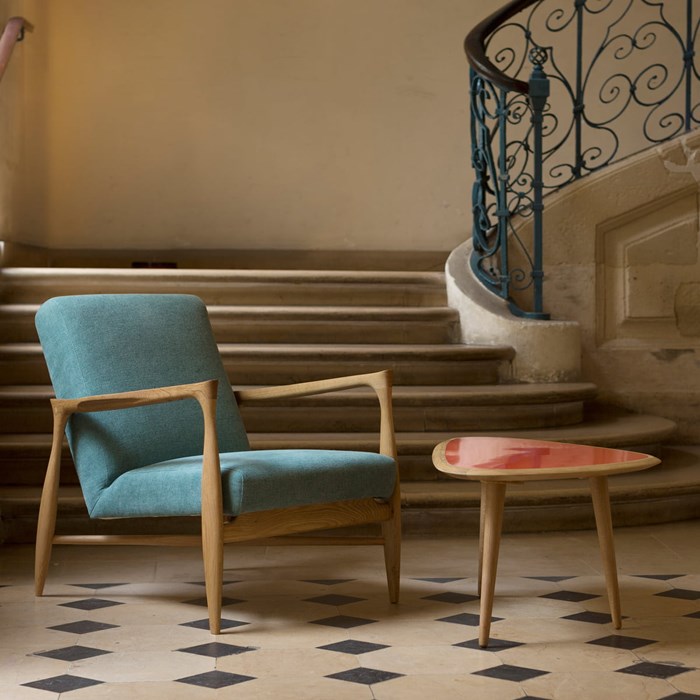 red-edition-Floating-fauteuil-indian-Fifties-Sitondesign