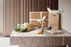 Kay-Bojesen-Birds-Lovebirds-CoalDark-Ochre-3