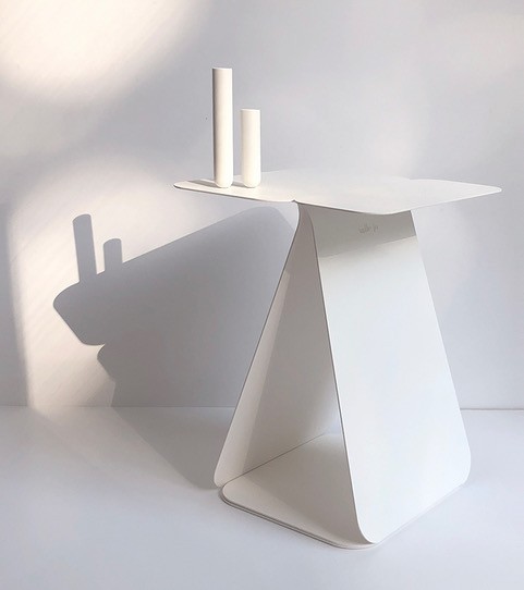 Table-asymétrique-Mllejo-blanc.jpg 1