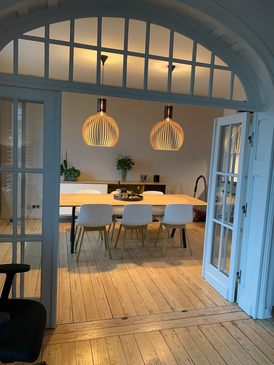 table-studio-henk-buffet-treku-chaises-Hay-sitondesign-2
