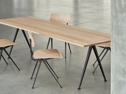 Pyramid-Table-250-cm-Matt-Lacquered-Oak-Hay