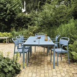 linear-steel-armchair-table-220-pale-blue-muuto-2