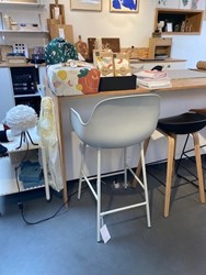 Form-Bar_Armchair-65cm-white-normann-copenhagen