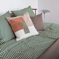 coussin-brick-rust-metteditmer-2