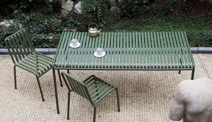 palissade-table-hay