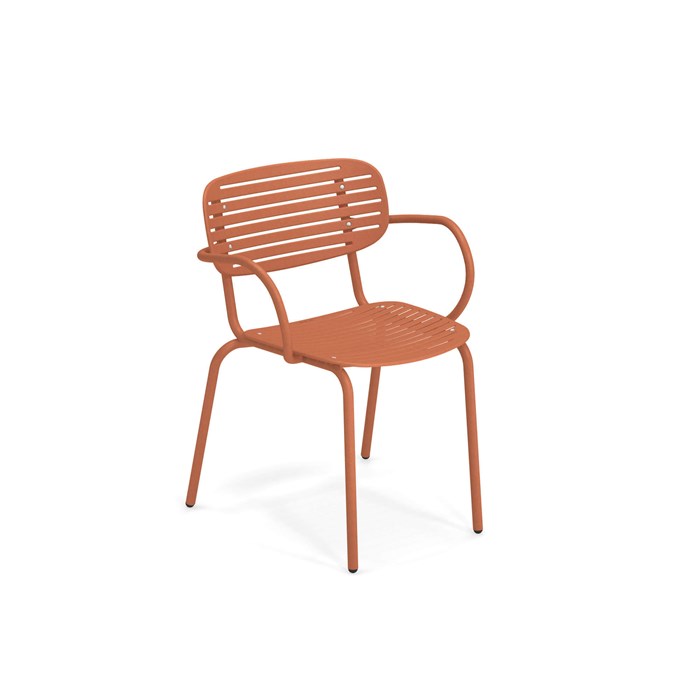 MOM-chaise-de-jardin-accoudoir-rouge-2-Emu