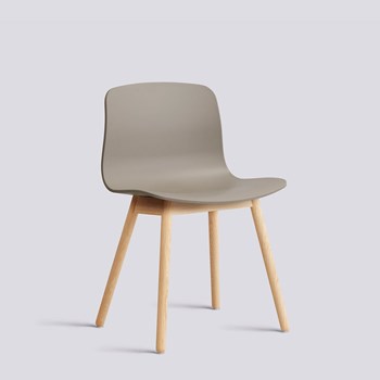 chaise-_aac-12-khaki-2.0-shell_soaped-oak-base-Hay