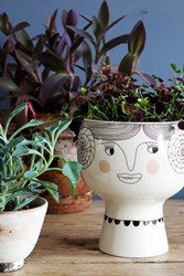 Vera-pot-de-fleur-meyer-lavigne-2