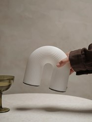 vuelta-portable-lamp-2
