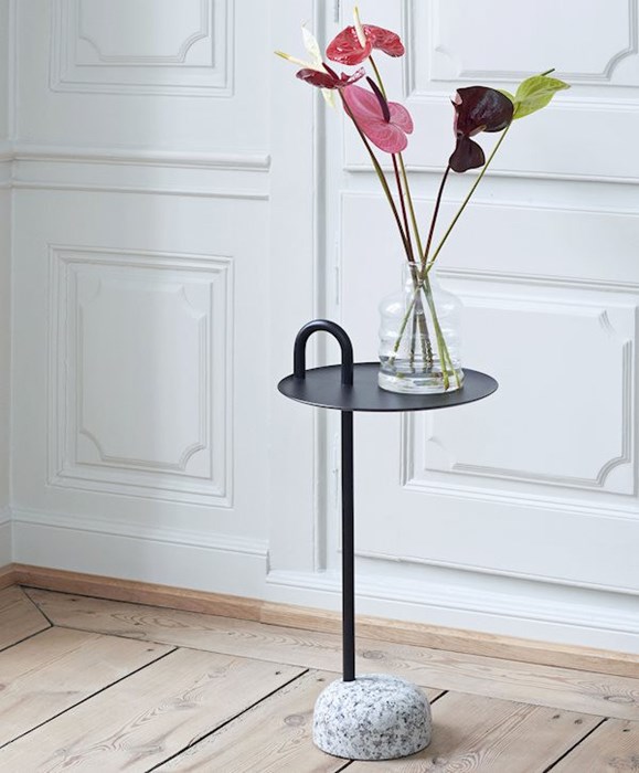 bowler-table-d'appoint-noir-Hay
