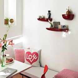 corniches-rouge-vitra.jpg.png