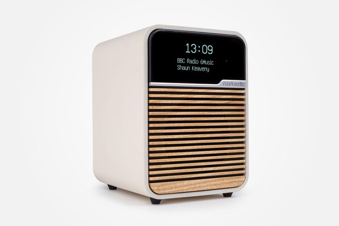 radio-bluetooth-blanc-r1-ruark