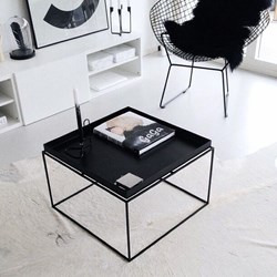 tray-coffe-table-black-insitu