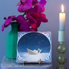 Towards_new_horizons-2-storytiles