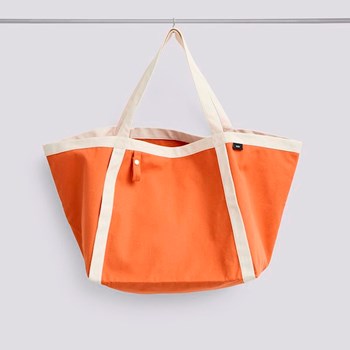 everyday-sports-bag-m-burnt-orange_Hay