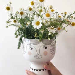 Vera-pot-de-fleur-meyer-lavigne-3